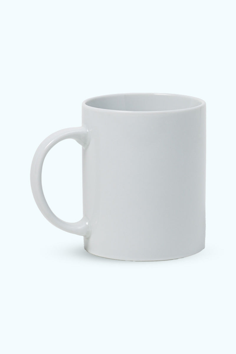 Baksida av en vit mugg