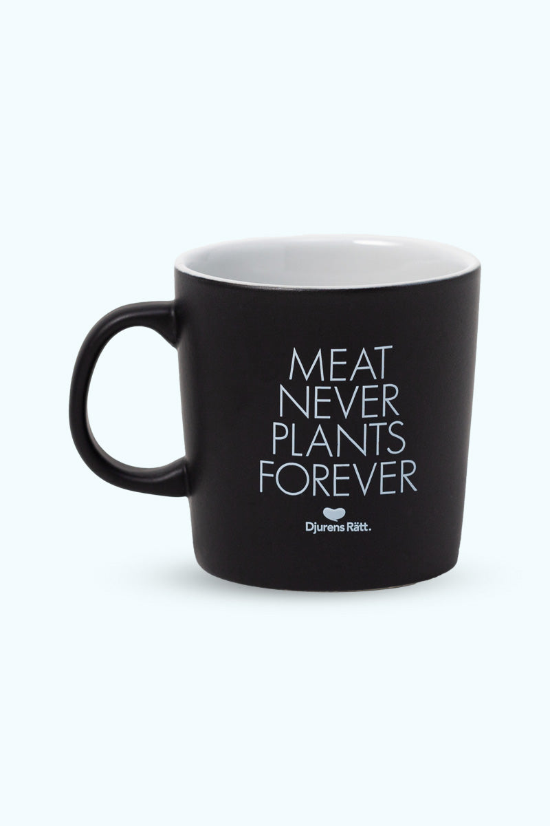 Svart mugg med texten "Meat never plants forever" och Djurens Rätts logga